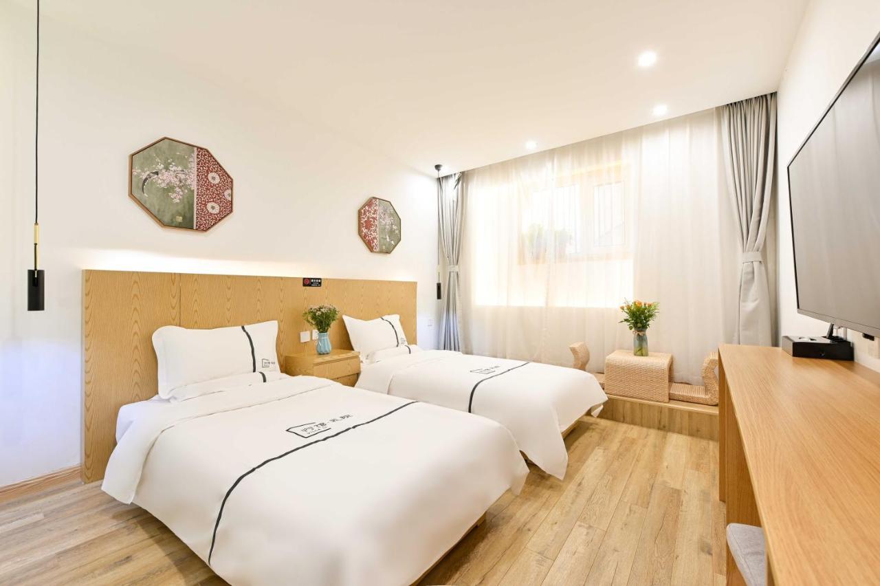 Xingshe Alley Courtyard Hotel Beijing Wangfujing Forbidden City Branch - Breakfast Included & English Speaking Reception & Free Wifi And Laundry Room & Hutong Culture & Cat-Keeping & Flower-Growing Terrace & One Day Tour Service & Free Coffee Экстерьер фото