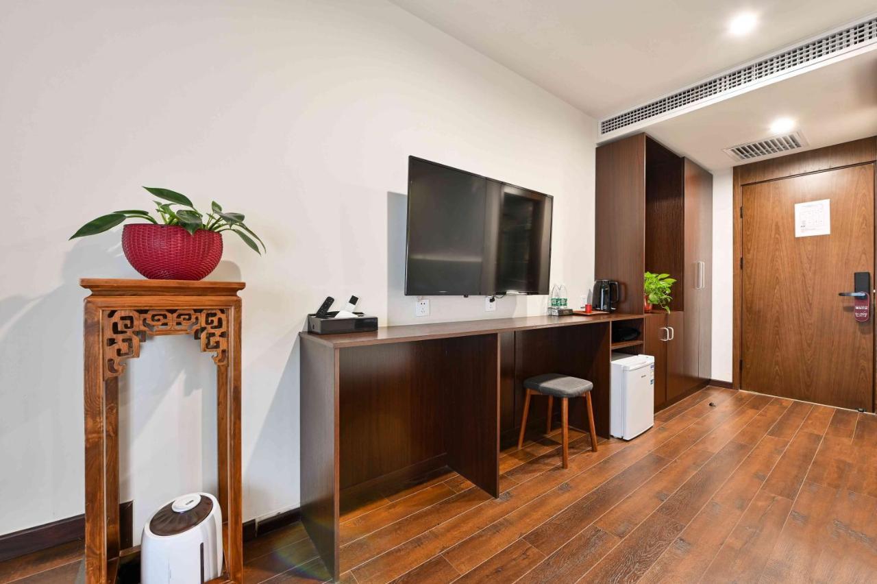 Xingshe Alley Courtyard Hotel Beijing Wangfujing Forbidden City Branch - Breakfast Included & English Speaking Reception & Free Wifi And Laundry Room & Hutong Culture & Cat-Keeping & Flower-Growing Terrace & One Day Tour Service & Free Coffee Экстерьер фото